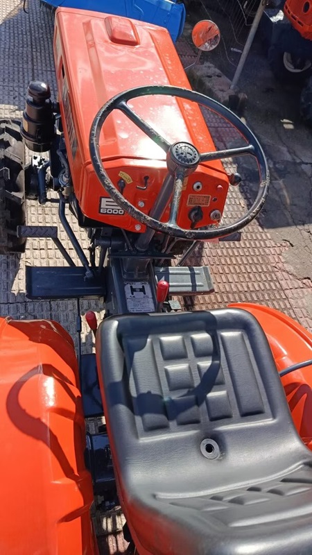 Kubota B 6000. 4x4. Con ARADO SURCADOR. Portes GRATIS.