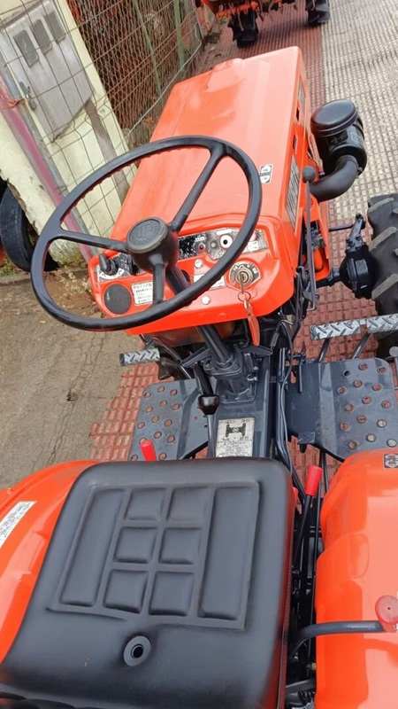 KUBOTA B 7001, 3 CL. 4x4. Con Rotavator.Portes GRATIS.