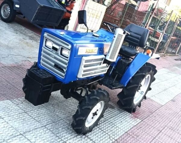 ISEKI TU 1500. 3C. 4x4. Con Rotavator. Portes GRATIS.