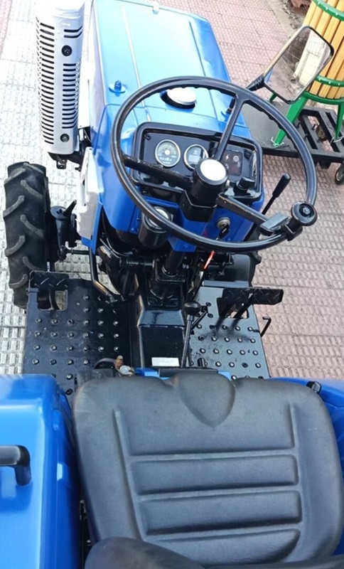 ISEKI TU 1500. 3C. 4x4. Con Rotavator. Portes GRATIS.