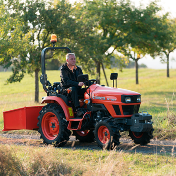 Tractor Kubota EK1-221 - 21 Cv